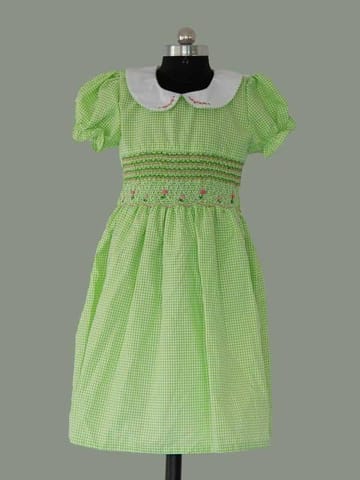 Peter Pan Collar Green Checkered Smocking Frock