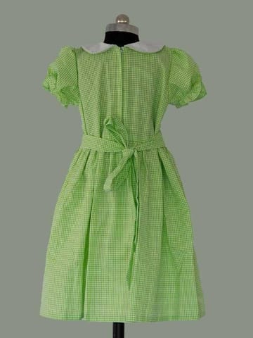 Peter Pan Collar Green Checkered Smocking Frock