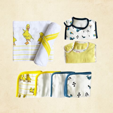 Tiny Lane Newborn Baby Gift Pack | Pack of 8