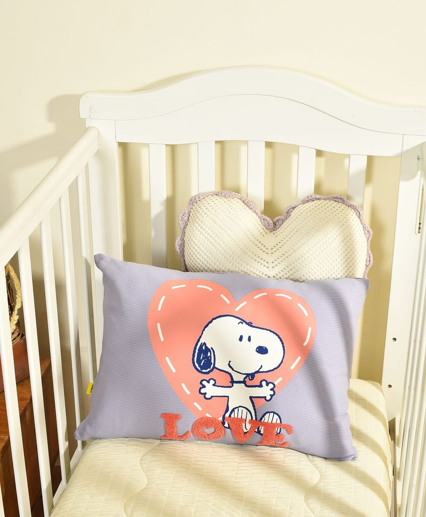 Mi Arcus Peanuts Snoopy Printed Purple Baby Pillow