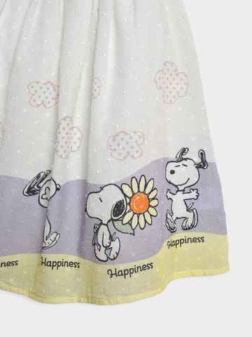 Mi Arcus White Cotton Peanuts Snoopy Printed Dress for Girls