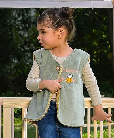 Mi Arcus Green Sleeveless Corduroy Shrug for Girls