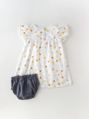 Popees Trendy & Skin-Friendly Dress & Bloomer Set For Girls